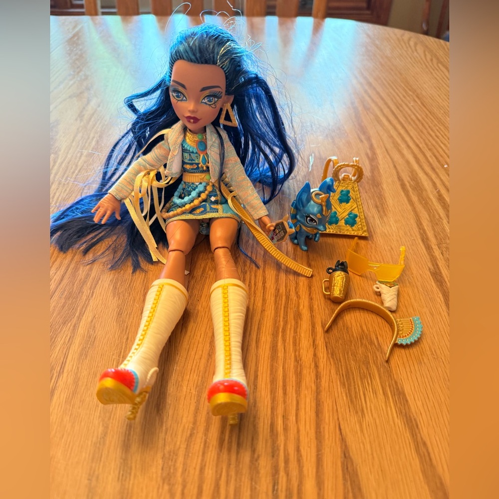 Monster High Cleo De Nile Doll with Accessories